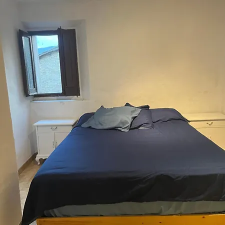 Puigsallanca Apartament 2 * Mieres (Girona)